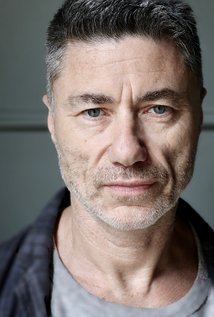 Anton Saunders